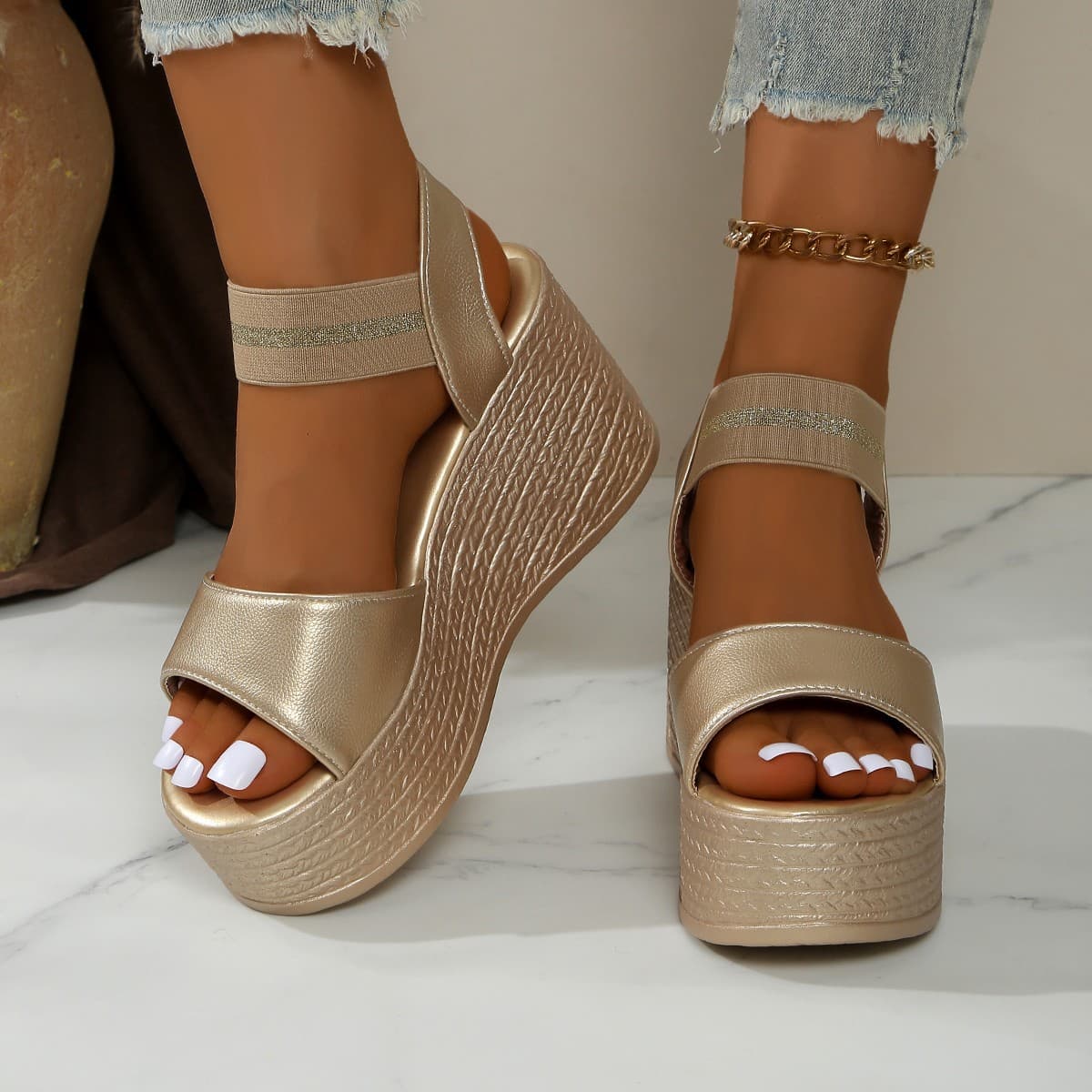 Cross-border Trade Plus Size 2025 Summer New Style Flip-Flop Sandals Women High Heel Thick Bottom Women's Sandals