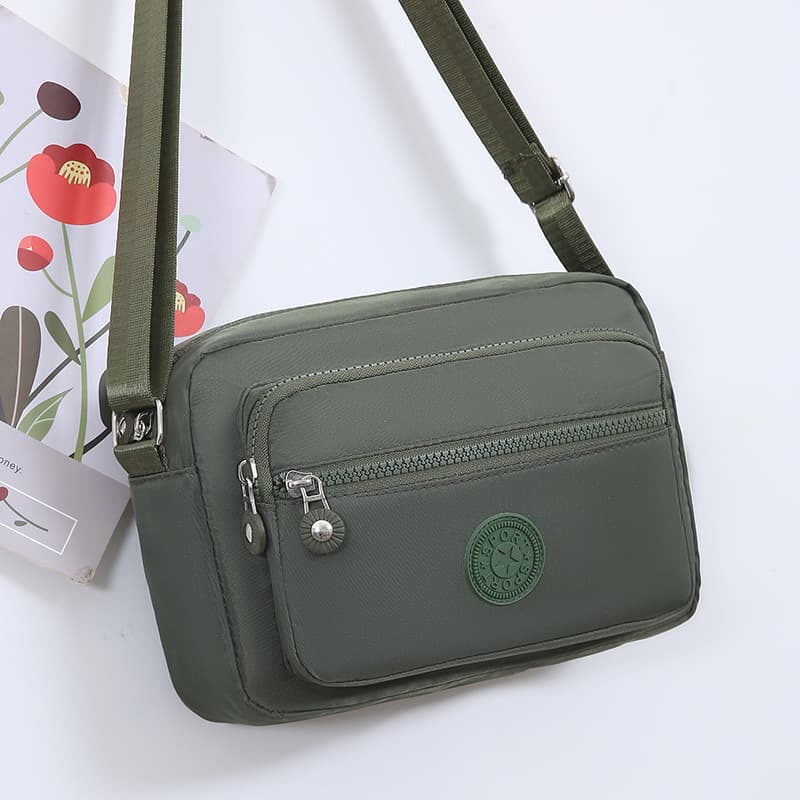 New small square bag, lightweight middle-aged and elderly mother's bag, shoulder bag, nylon cloth bag, water-repellent casual crossbody women's bag