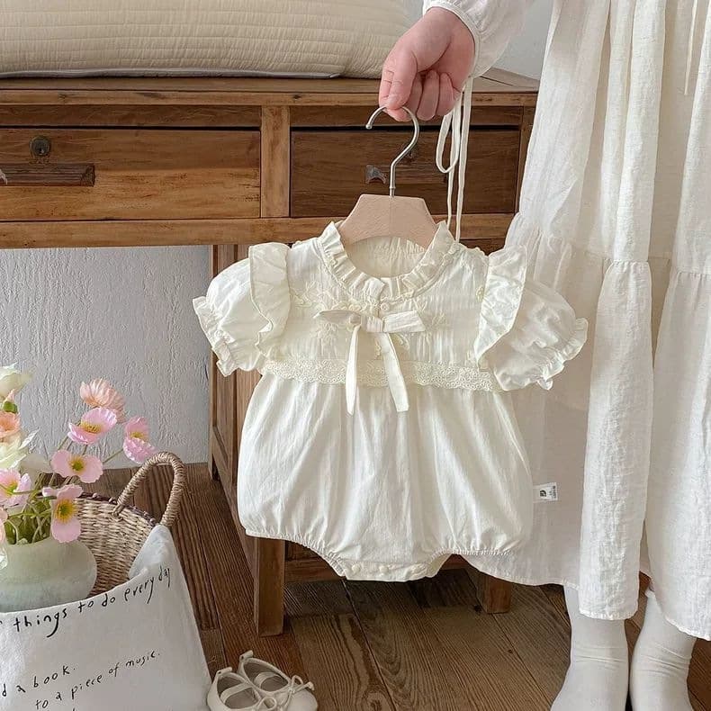 Newborn Baby Girl Princess Bodysuit Summer Outfit, Full Moon 100 Days Baby Romper, Small Size Onesie Crawling Suit