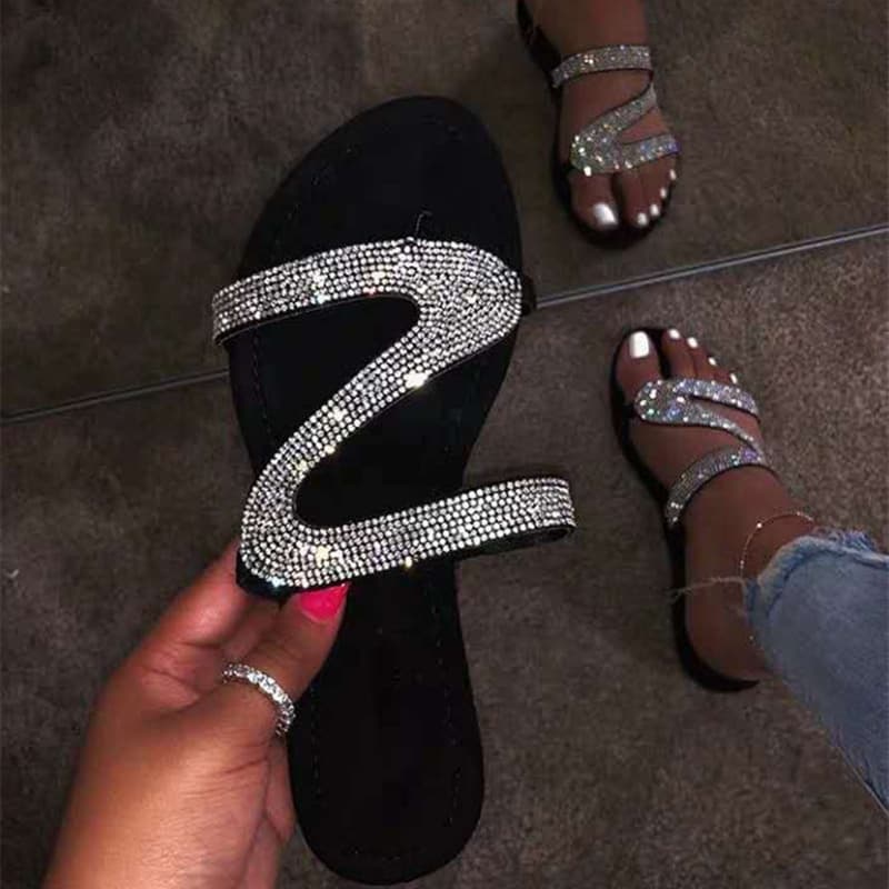 Amazon Plus Size Women's Slippers, European and American Fashion Rhinestone Sandals, Comfortable One-Strap Flat Sandals for Outdoor Wear
