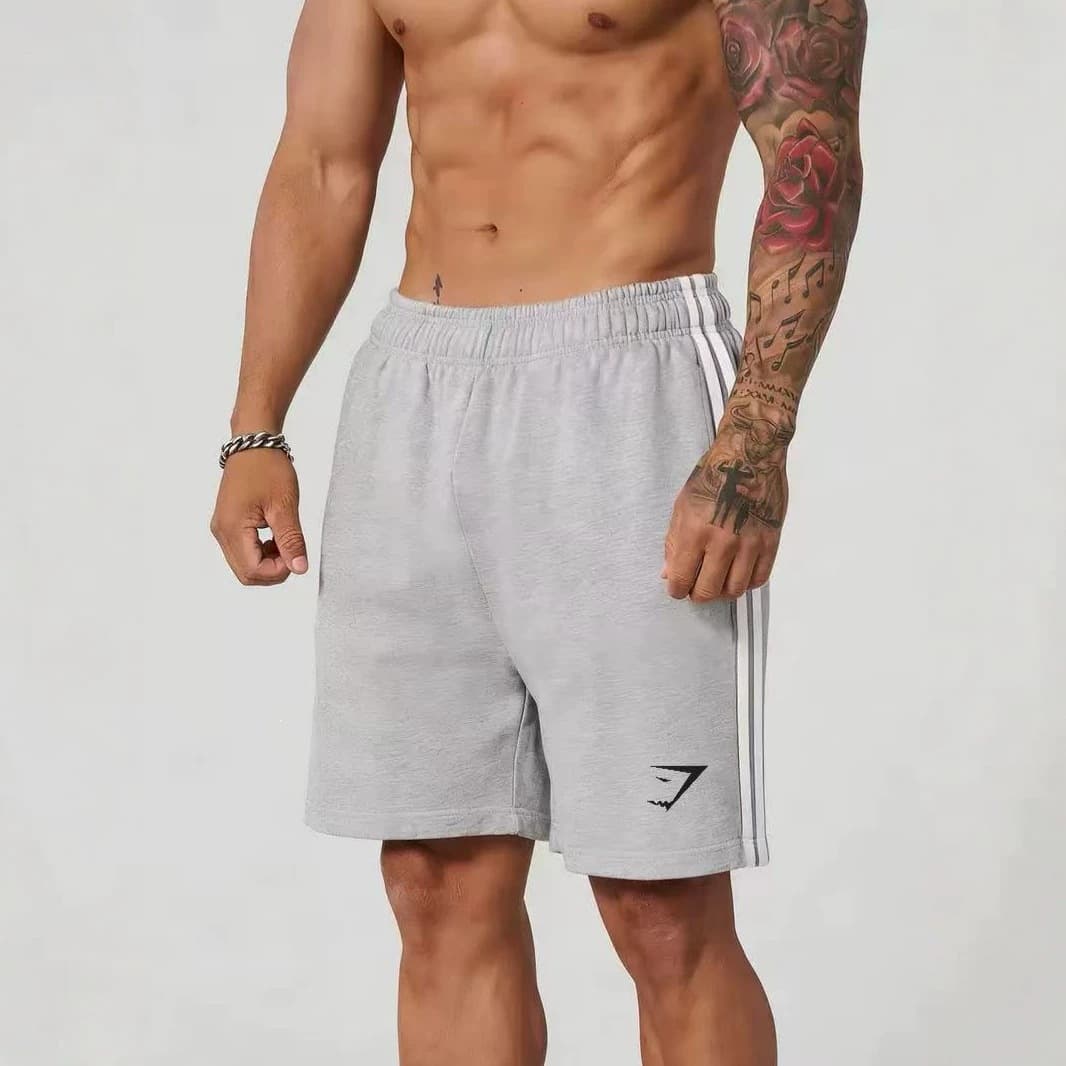 Gymshark American-Style Leaf-Patterned Shorts for Men, Casual Camouflage Patchwork Retro Letter Design, Loose Fit for Fitness, Sports, and Beach