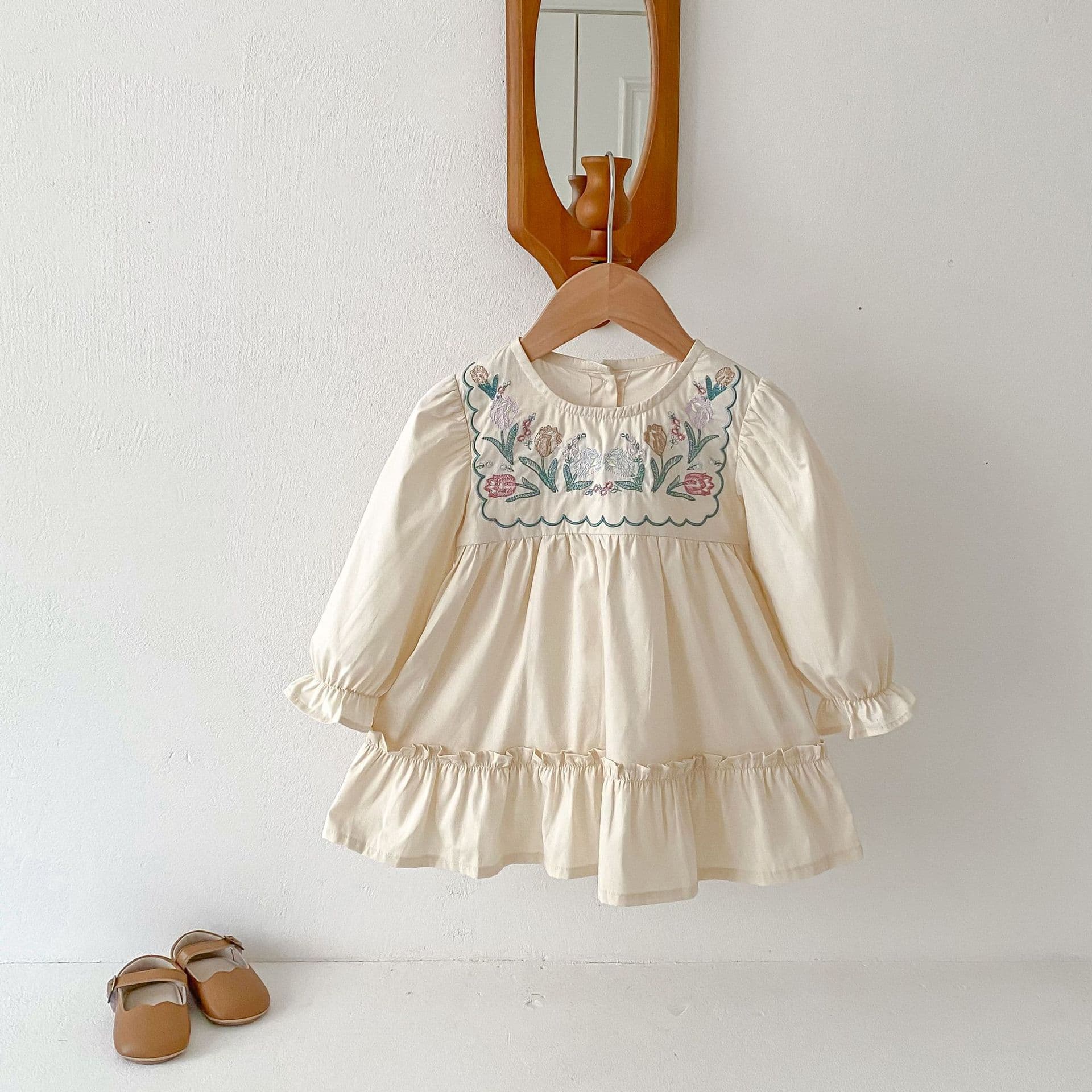 Children's Dress 2026 Spring New Korean Style Girls' Ruffled Long Sleeve Flower Embroidery Children's Princess Dress
