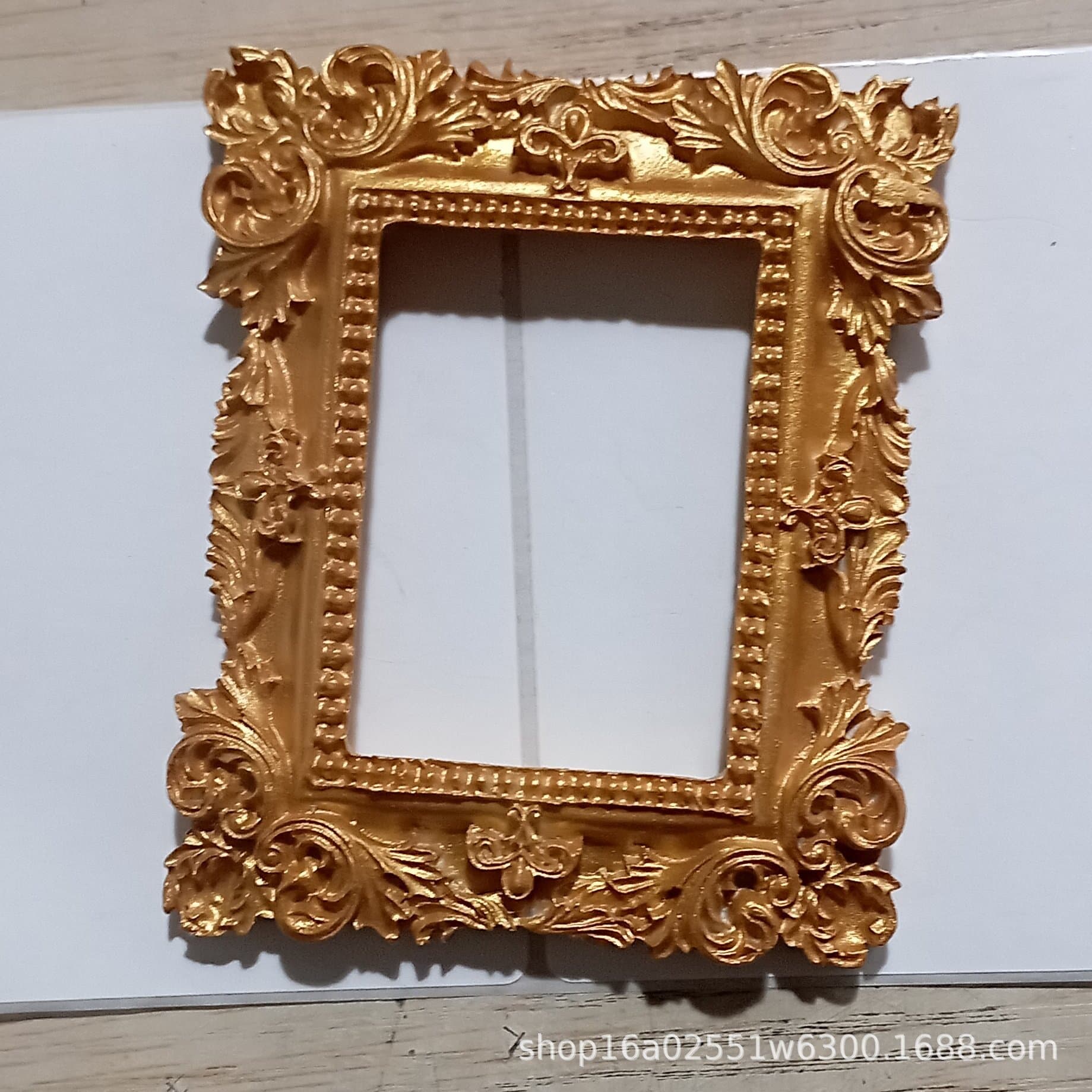 Cross-Border Bestseller DIY Oval Badge Display Frame Desktop Picture Frame Mini Photography Prop