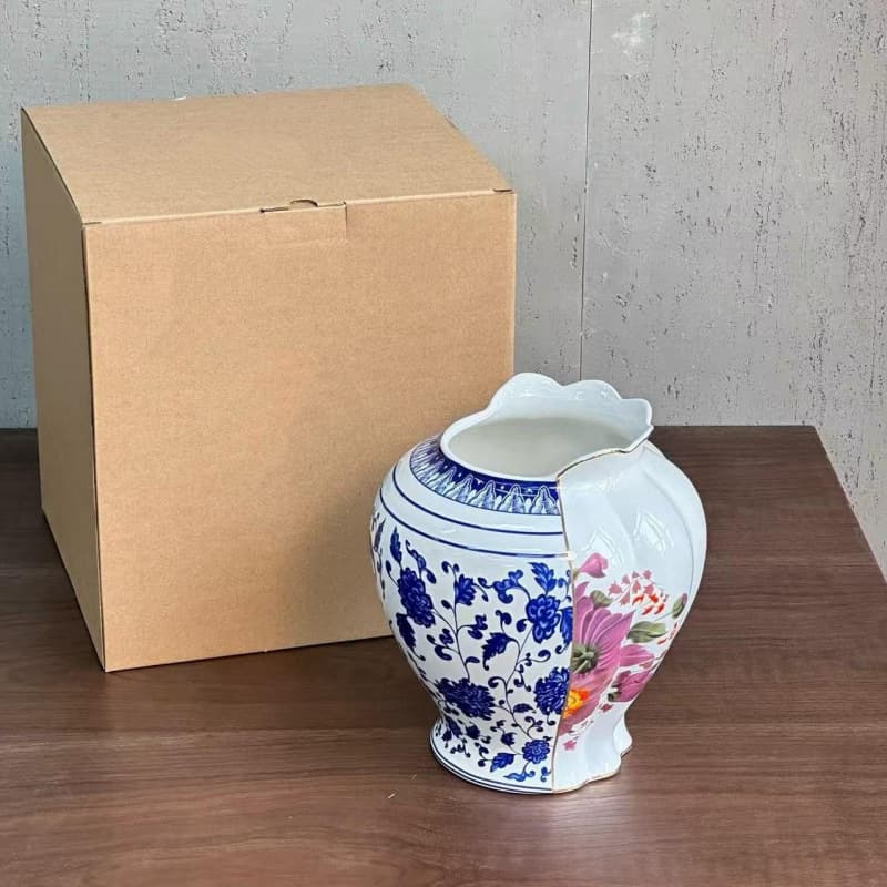 Italian Light Luxury Small Porcelain Vase for Entryway, Chinese-Western Fusion, High-End Decorative Ornament for Living Room Flower Arrangement