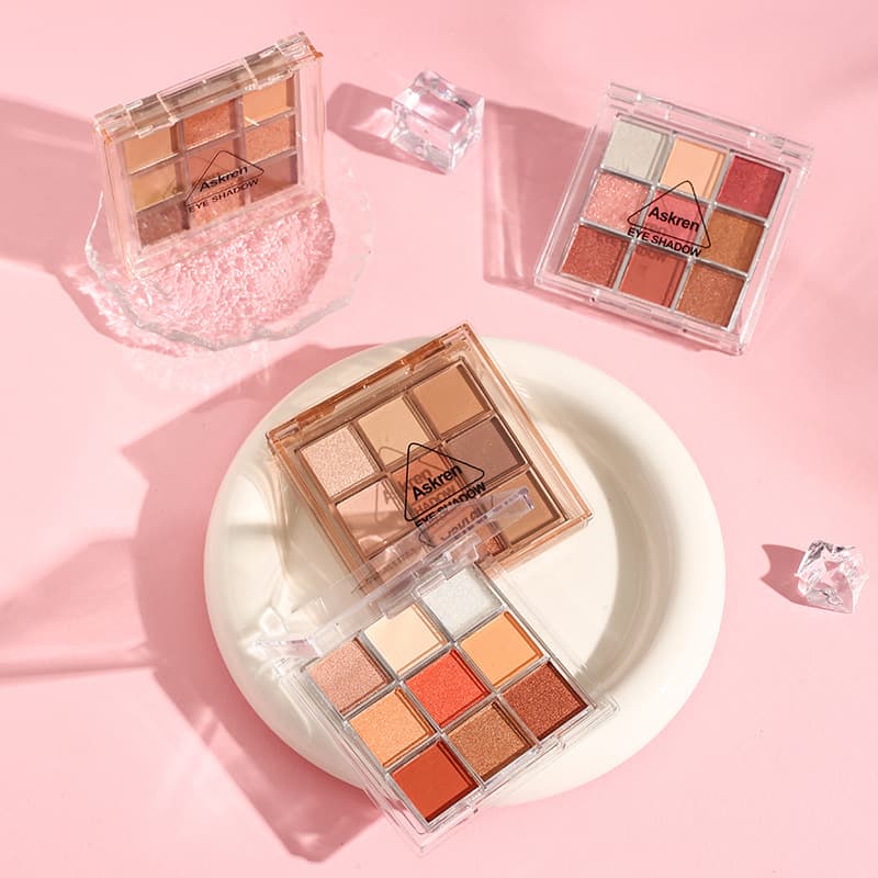 Nine-Color Smoky Eyeshadow Palette Multi-Color Glitter Earth Tone Matte Eyeshadow Palette Stage Makeup