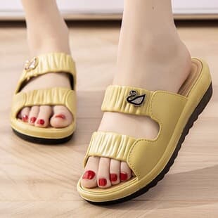Summer High-Heel Slippers for Women Factory Direct Outdoor Trendy Thick-Soled Height-Increasing Slides Wholesale Home Anti-Slip