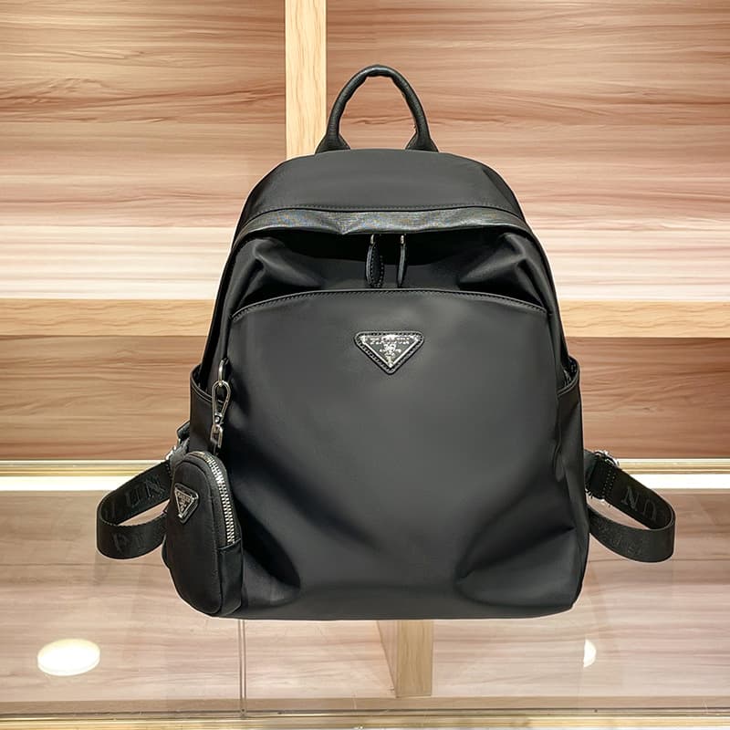 New Genuine Leather Bag Versatile Nylon Travel Backpack Women's Bag Casual Lightweight Large Capacity Mother-Daughter Backpack