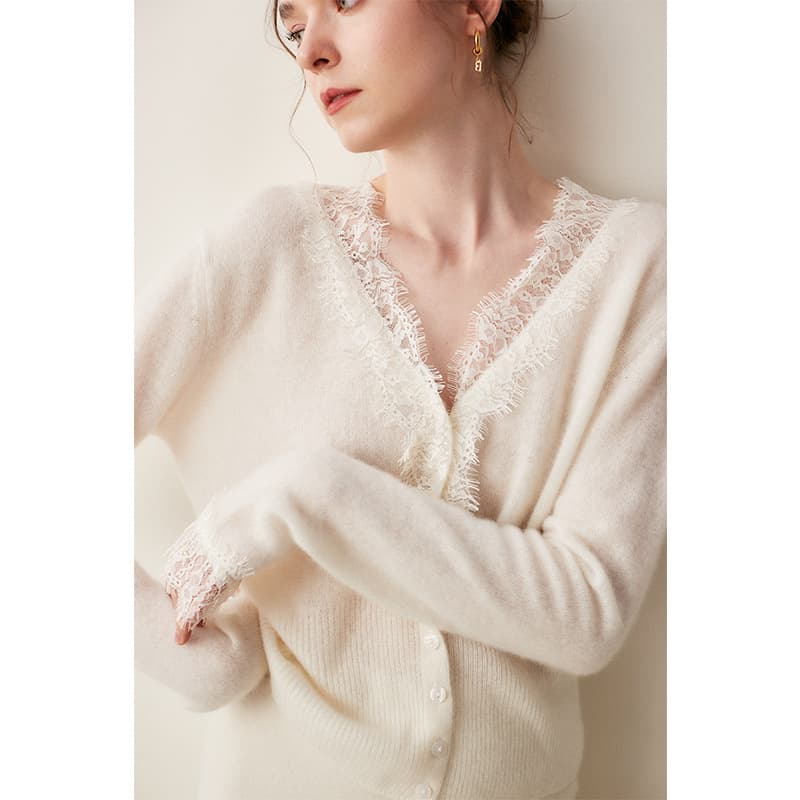 Lace-trimmed cashmere cardigan, V-neck, short sweater, knitted wool cardigan, long sleeves, new autumn/winter style.