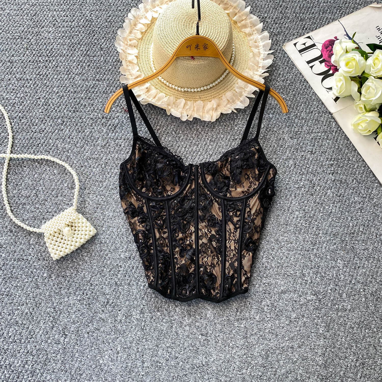 Curated European and American Sexy V-Neck Lace Corset Camisole Top for Women, Short Length, Slimming Fit
