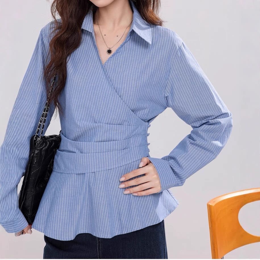 【Castle Adventurer】Blue and White Striped Blouse for Women 2025 Fall New Design Waist-Cinching Long Sleeve Top