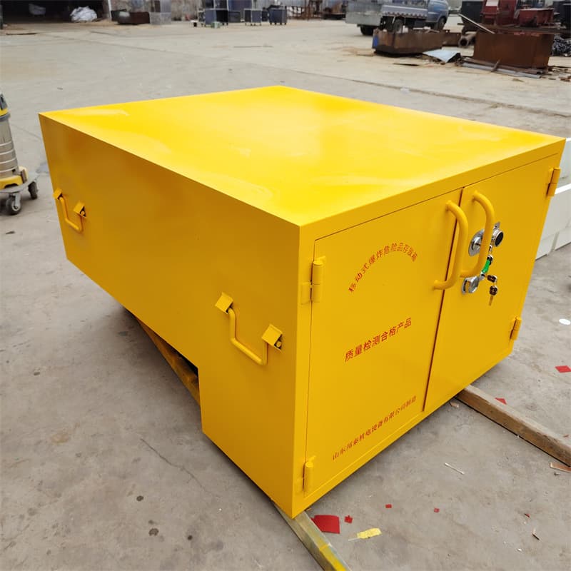 Mining vehicle hazardous goods storage box, detonator box, tool storage cabinet, pickup truck civil explosive transport box