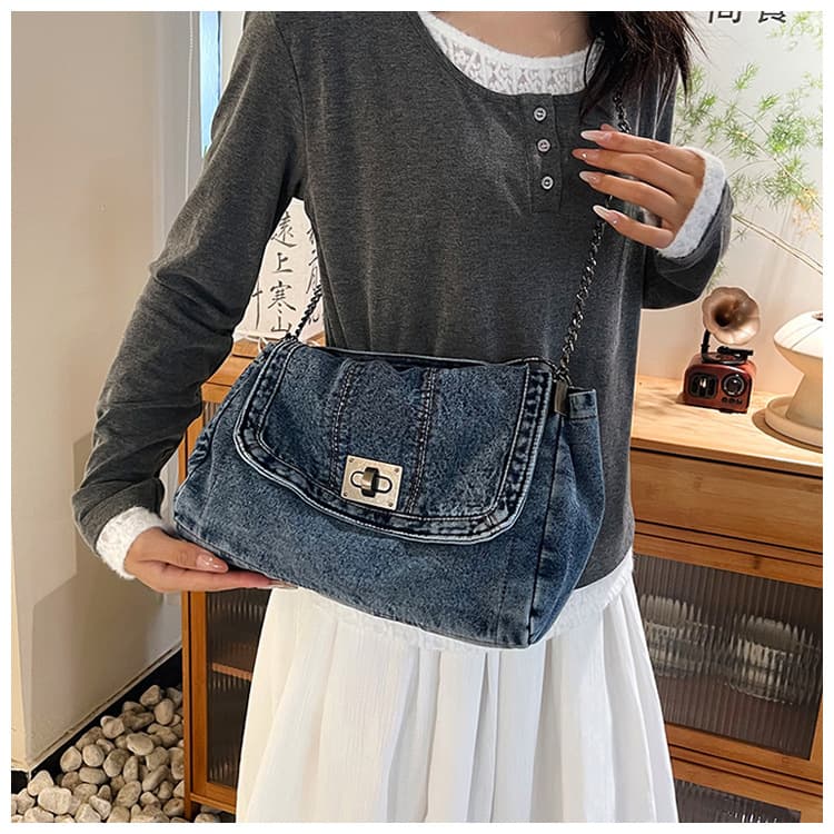 2025 Autumn New Fashion Chain Bag Large Capacity Tote Bag Shoulder Crossbody Bag Wholesale Denim Bag for Women