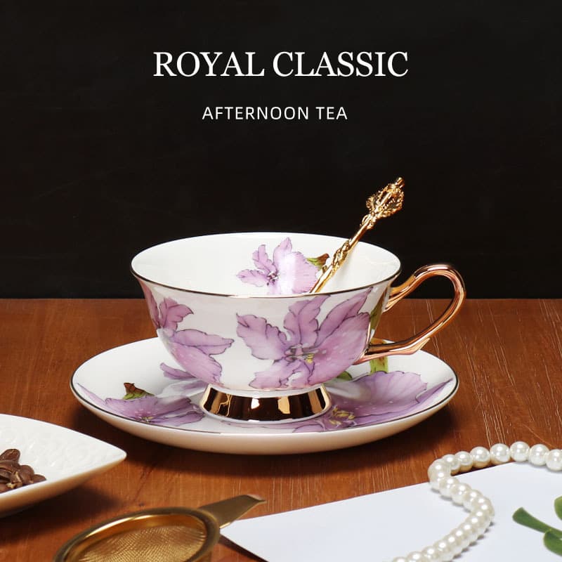 Bone China Exquisite Coffee Cup and Saucer Ceramic Black Tea Cup Gift High-end Bone China Water Cup Gift Box Set Gift