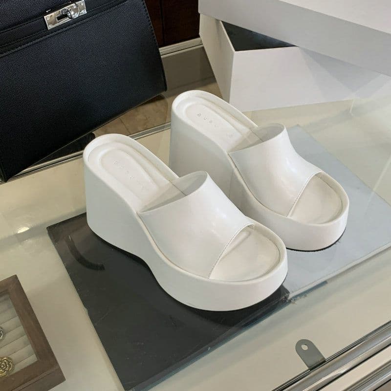 Open-Toe Platform Sandals for Women, Casual Summer Style with Fish-Mouth Design, Wedge Heel, Elevated Outsole, Outdoor Wear