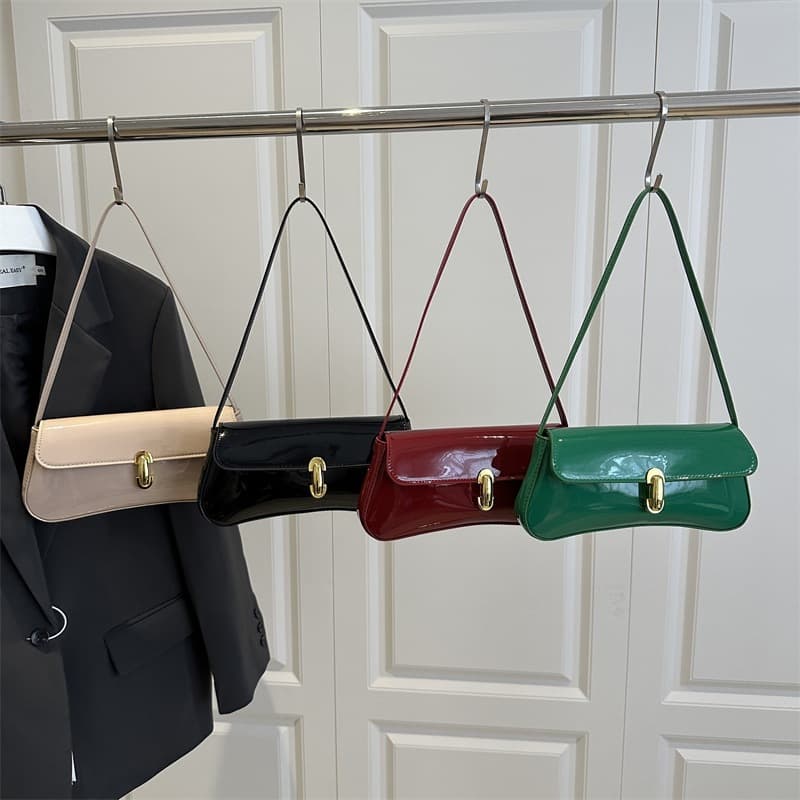 French Style Trendy 2025 New Lock Buckle Fashion Retro Underarm Shoulder Handbag Small Square Bag for Women