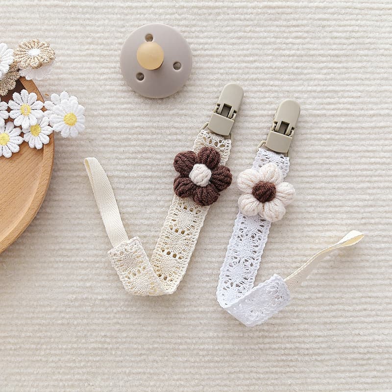 Ins Style Lace Small Flower Baby Pacifier Clip Plastic Anti-Drop Clip Baby Pacifier Chain Teether Anti-Loss Strap