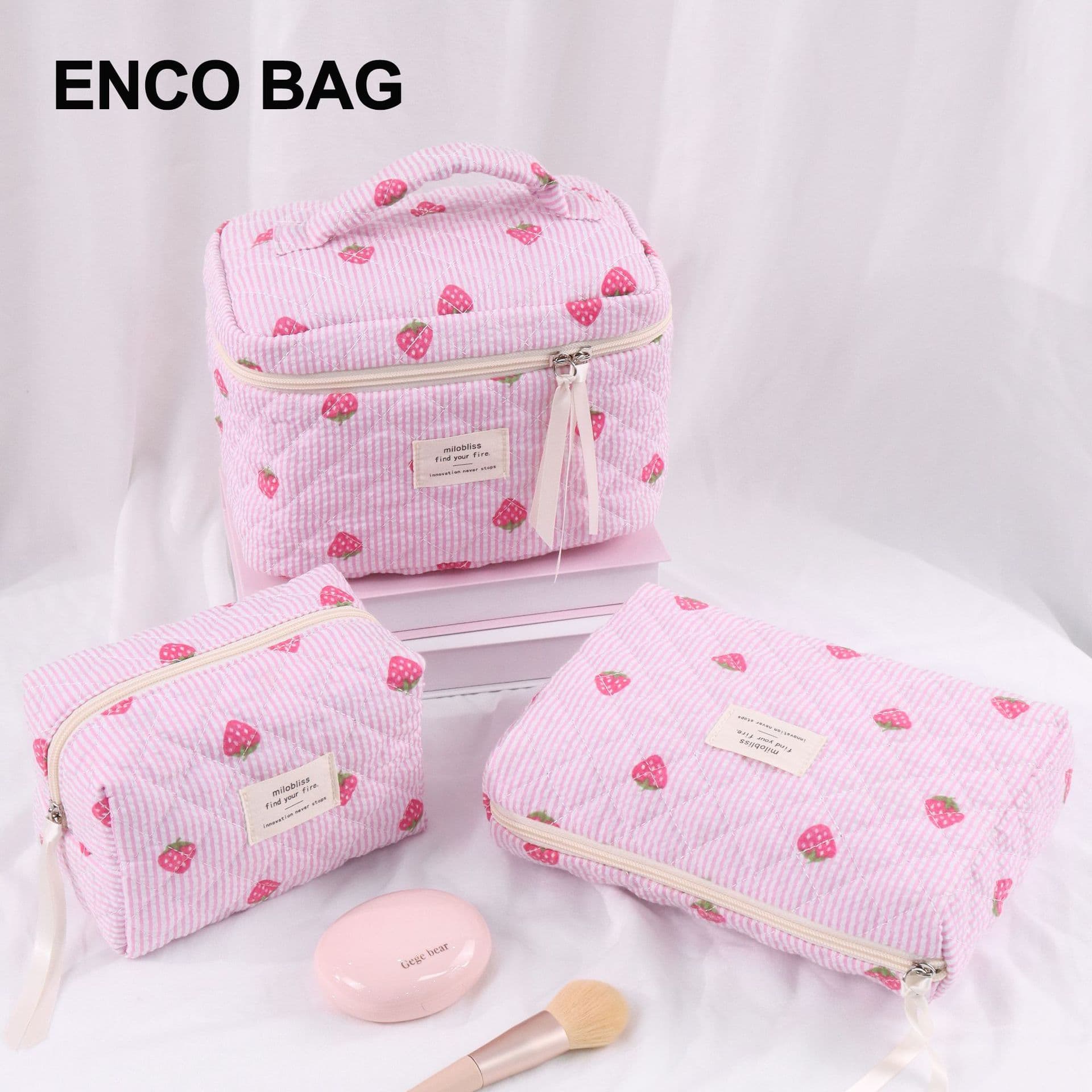 New Large Capacity Portable Hand-Carry Cosmetic Bag Cute Strawberry Embroidery Makeup Pouch Storage Bag For Women