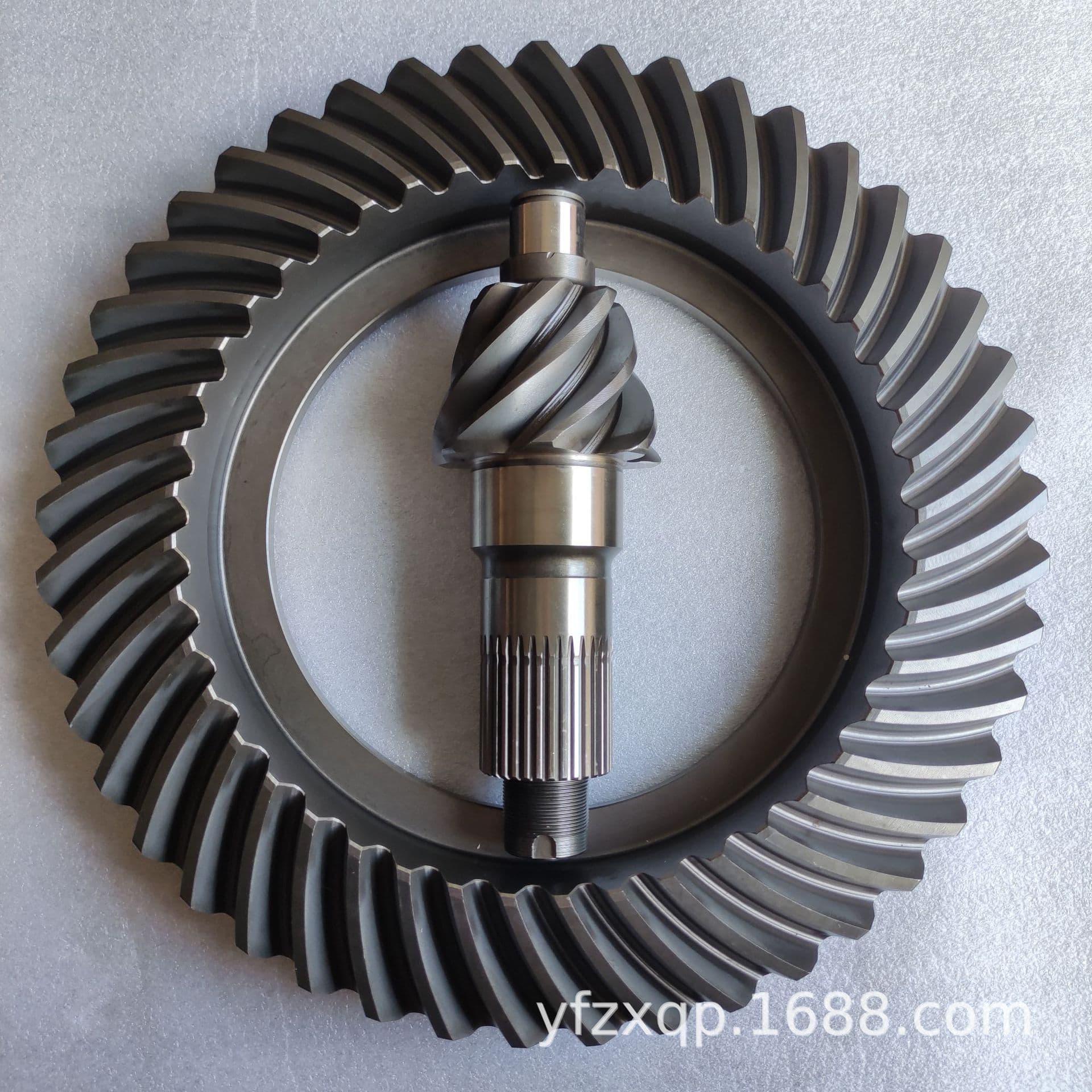 Hino 500 Fm2P Center Bridge Differential Basin Angle Gear Corona Gear 7:45 S4120-14020 Hino