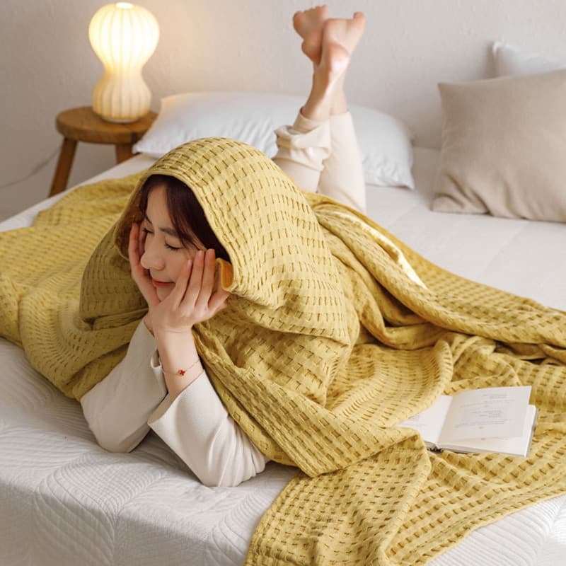 Adult cotton waffle towel quilt gauze blanket lunch break towel blanket summer cool quilt gauze quilt towel quilt