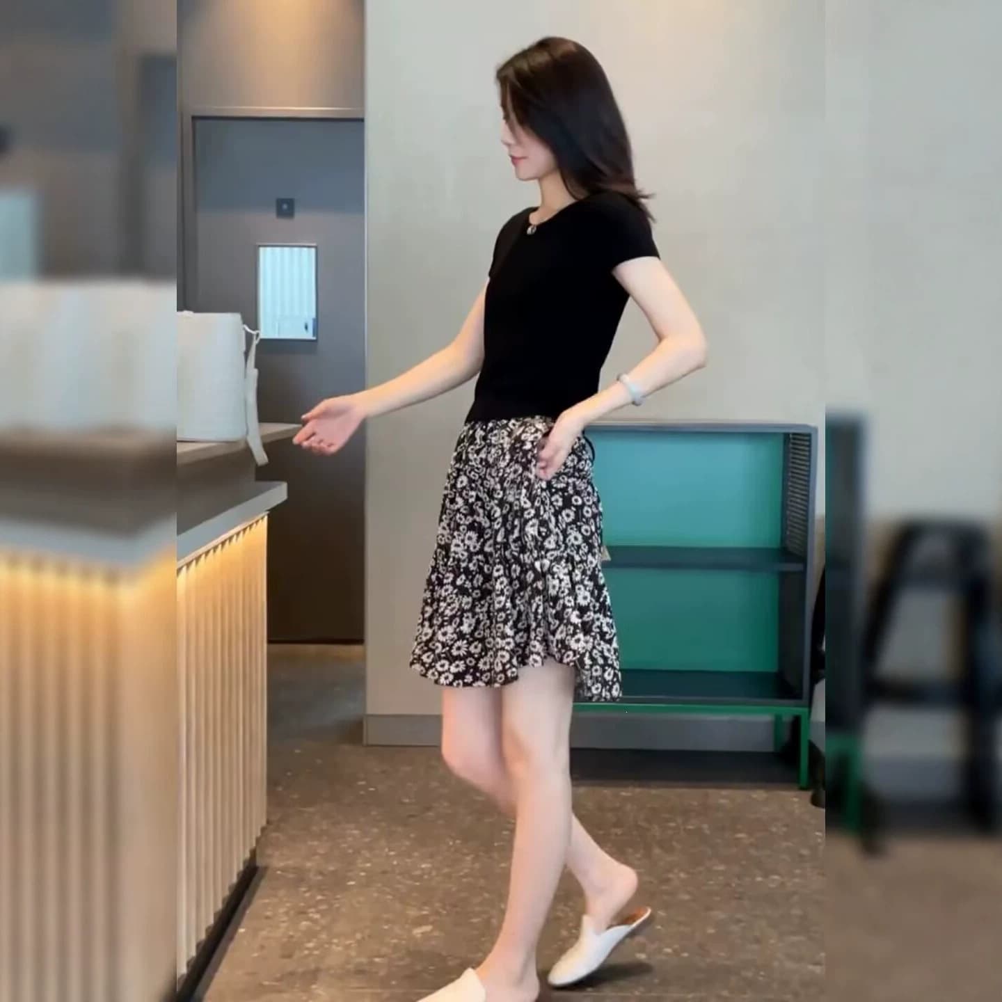 Trendy Street Style Set for Women Summer New: Slimming Age-Defying Fashion Salt-Style High-Waist Floral Print Skirt Two-Piece Set