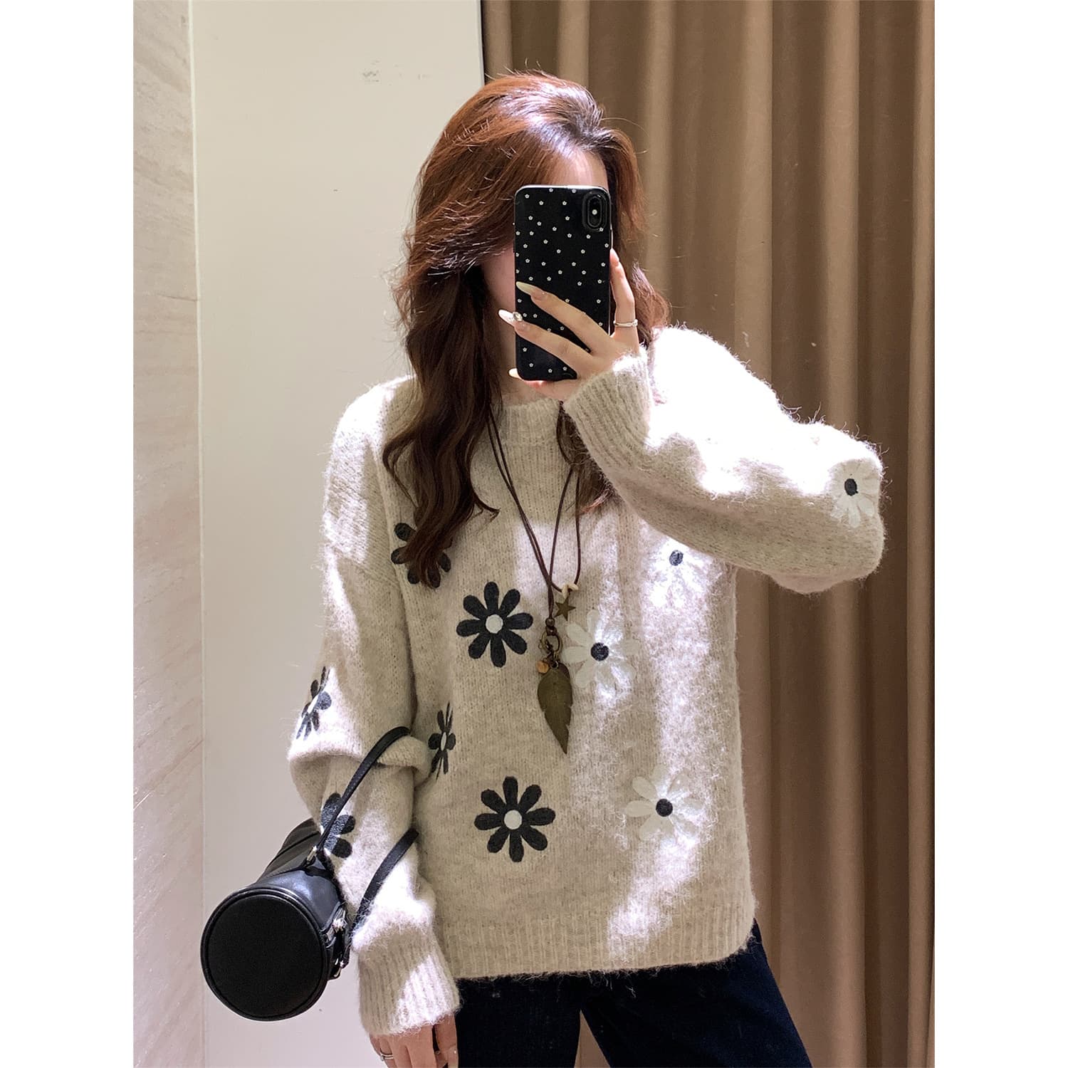 Zedai Jiayi Gentle Daisy! Korean Style Design Wool Blend Floral Jacquard Round Neck Pullover Sweater