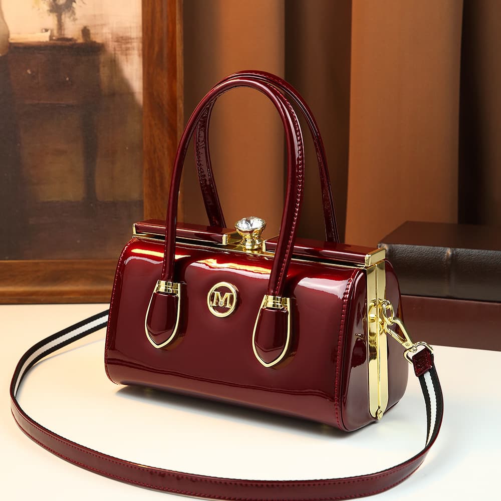 Patent Leather Handbag for Women 2026 New High-End Bridal Wedding Bag Versatile One-Shoulder Crossbody Clutch Bag Pillow Bag