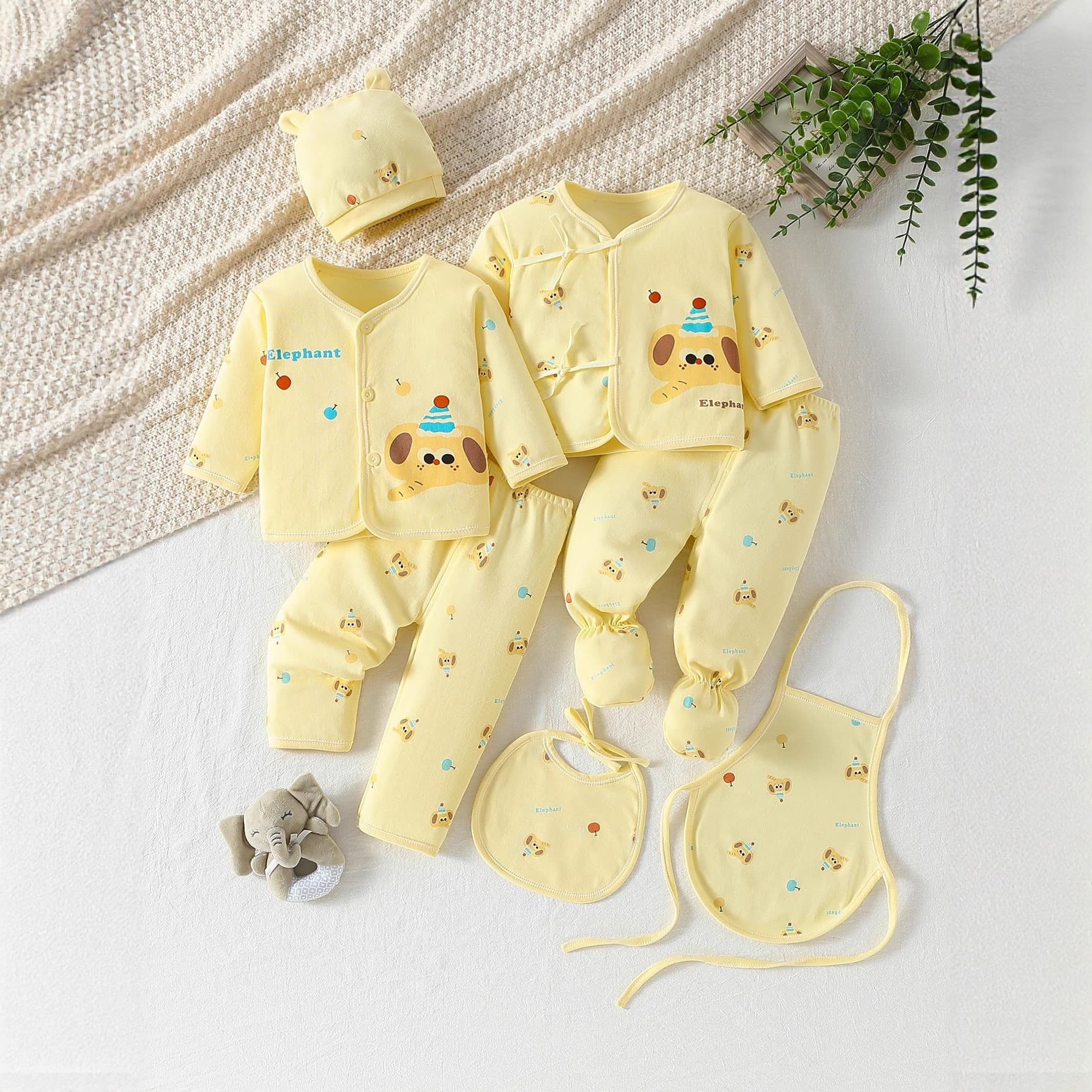 Baby 7-Piece Set - Pure Cotton Baby Clothes Set, Underwear and Pants for Newborn Boys and Girls, 0-3 Months