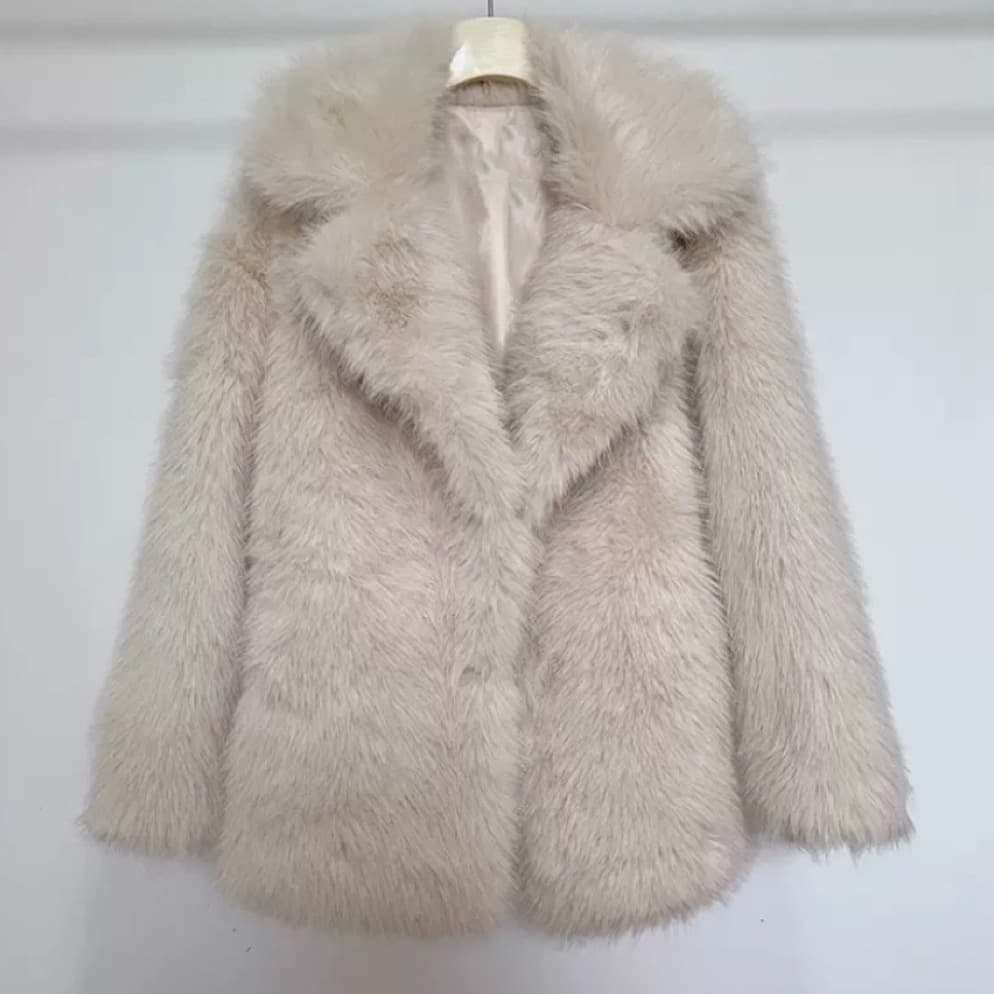European and American Ins Fashion Solid Color High-End Eco-Friendly Faux Fur 2024 Winter New Trendy Short Jacket for Chic Style