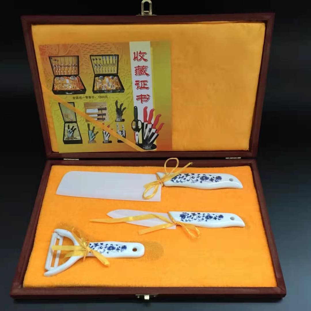 Three-Piece Ceramic Knife Set in Elegant Wooden Box with Carry Bag, Hot Seller for Travel and Promotions
