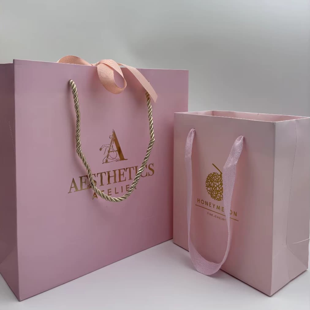 Paper bag tote bag customized luxury exquisite packaging jewelry perfume clothing and gifts with your logo