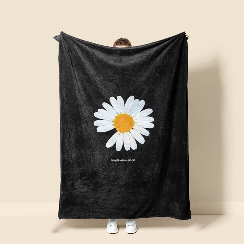 PEACEMINUSONE Flannel Blanket G-Dragon Daisy Shawl Air Conditioning Blanket Office Nap Throw