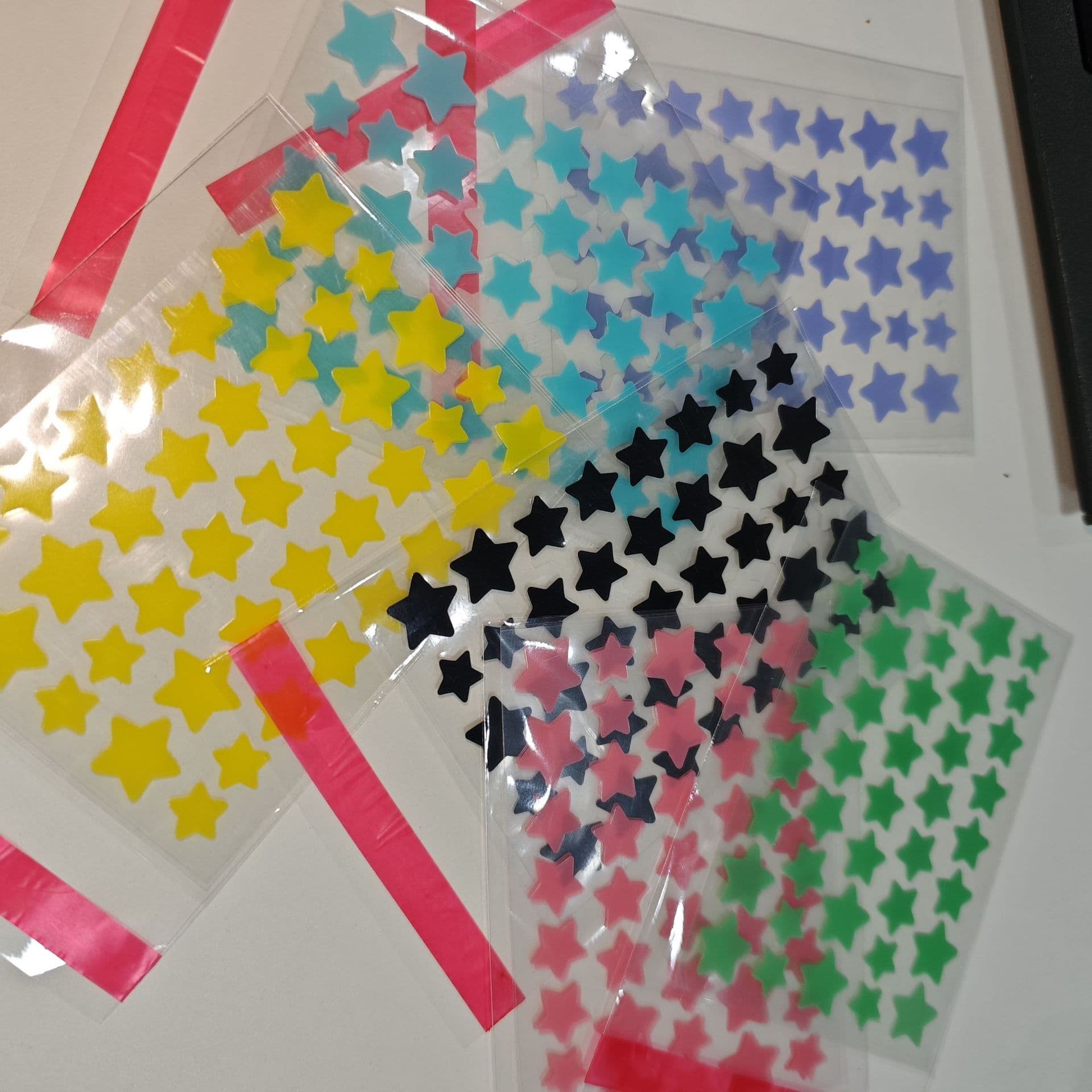 Cross-border Star-shaped Acne Patches 40 pcs, Irregular Star Stickers, Laser Shimmer Patches, Concealing Cover-ups, Colored PE Wholesale