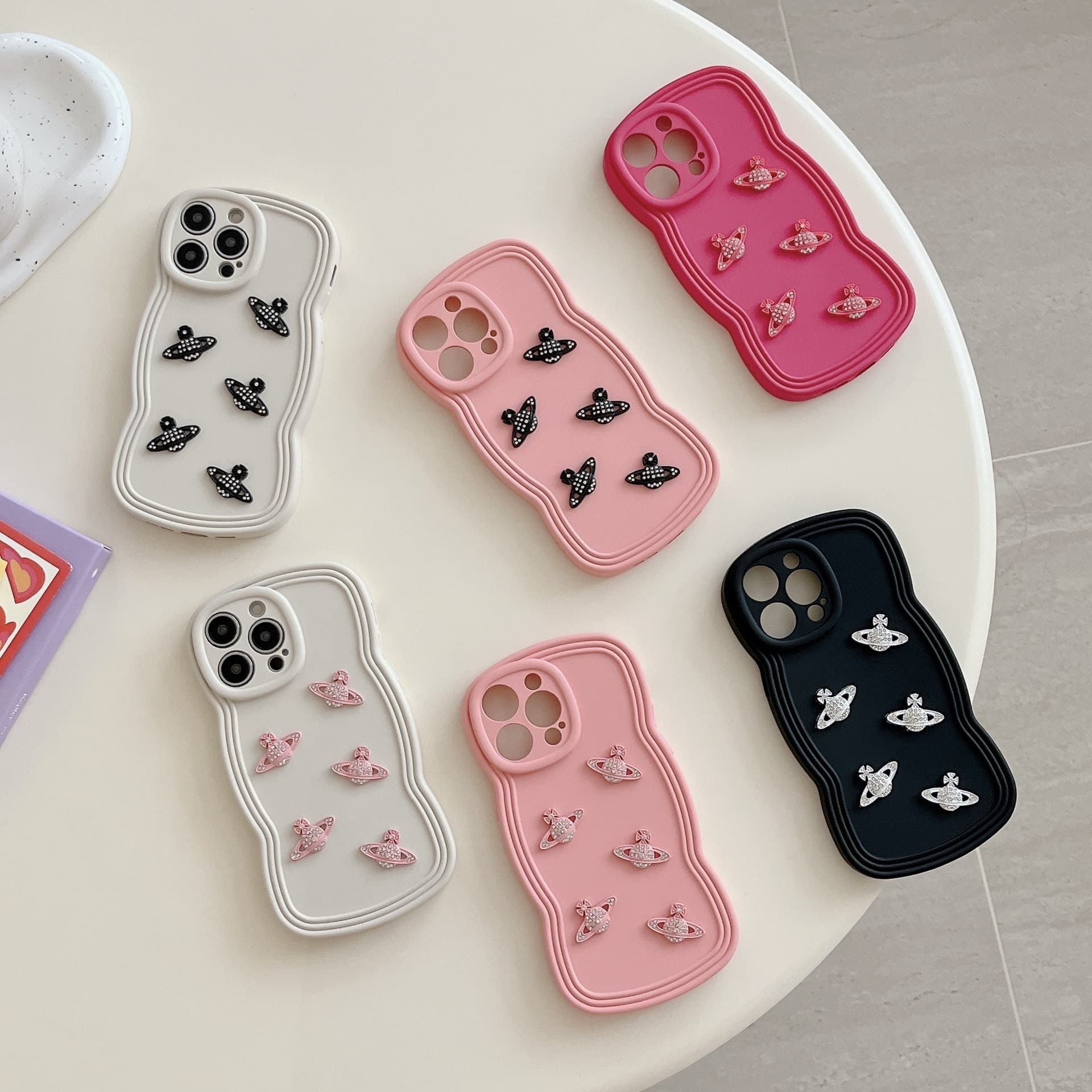 Three-dimensional planet personalized trendy brand suitable for iPhone16pro max Apple 17 mobile phone case 14/15 wave soft shell