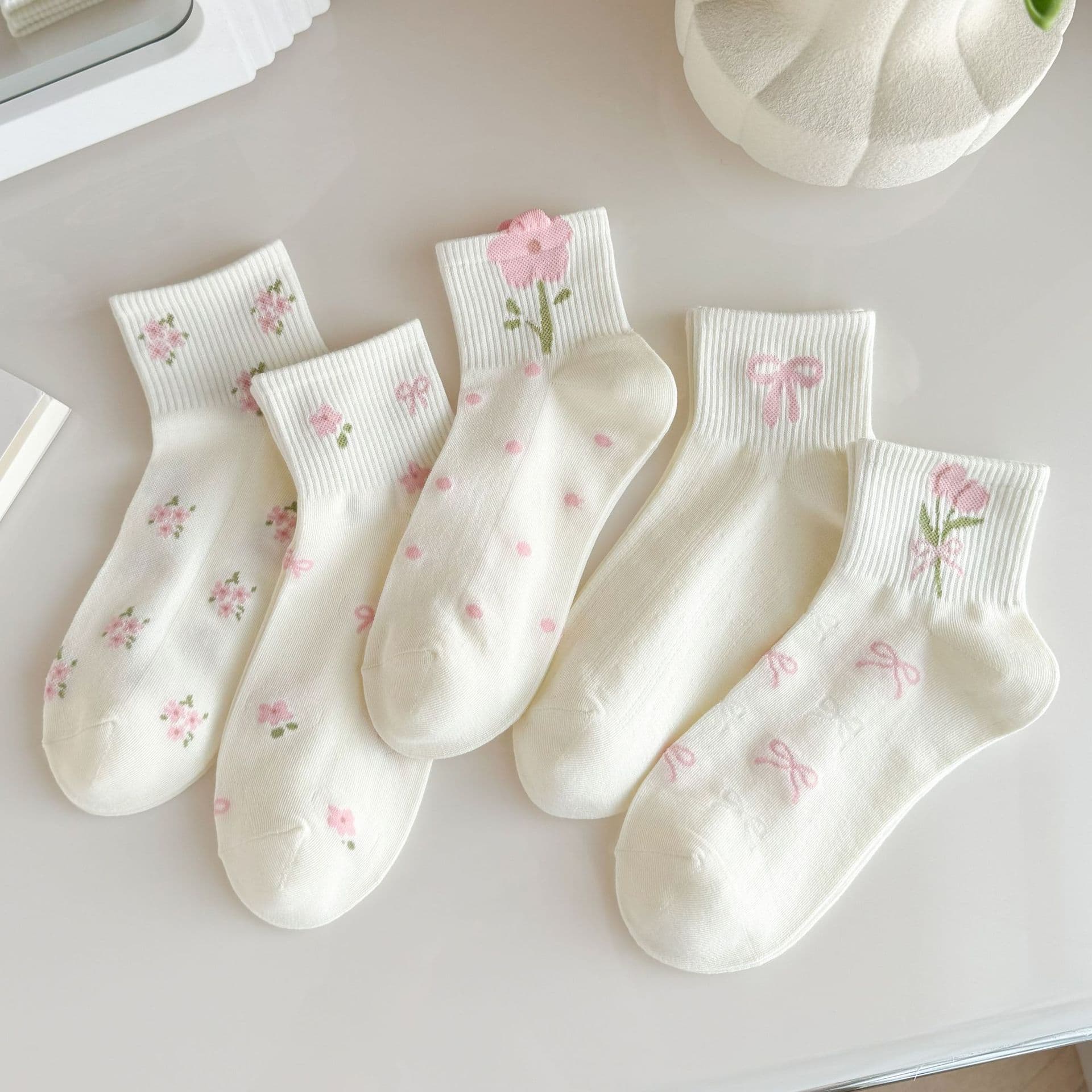 White Socks Women Summer Bow Flower Short Socks Fashionable Ins Breathable Boat Socks Cotton Sweat Absorbing Women Socks