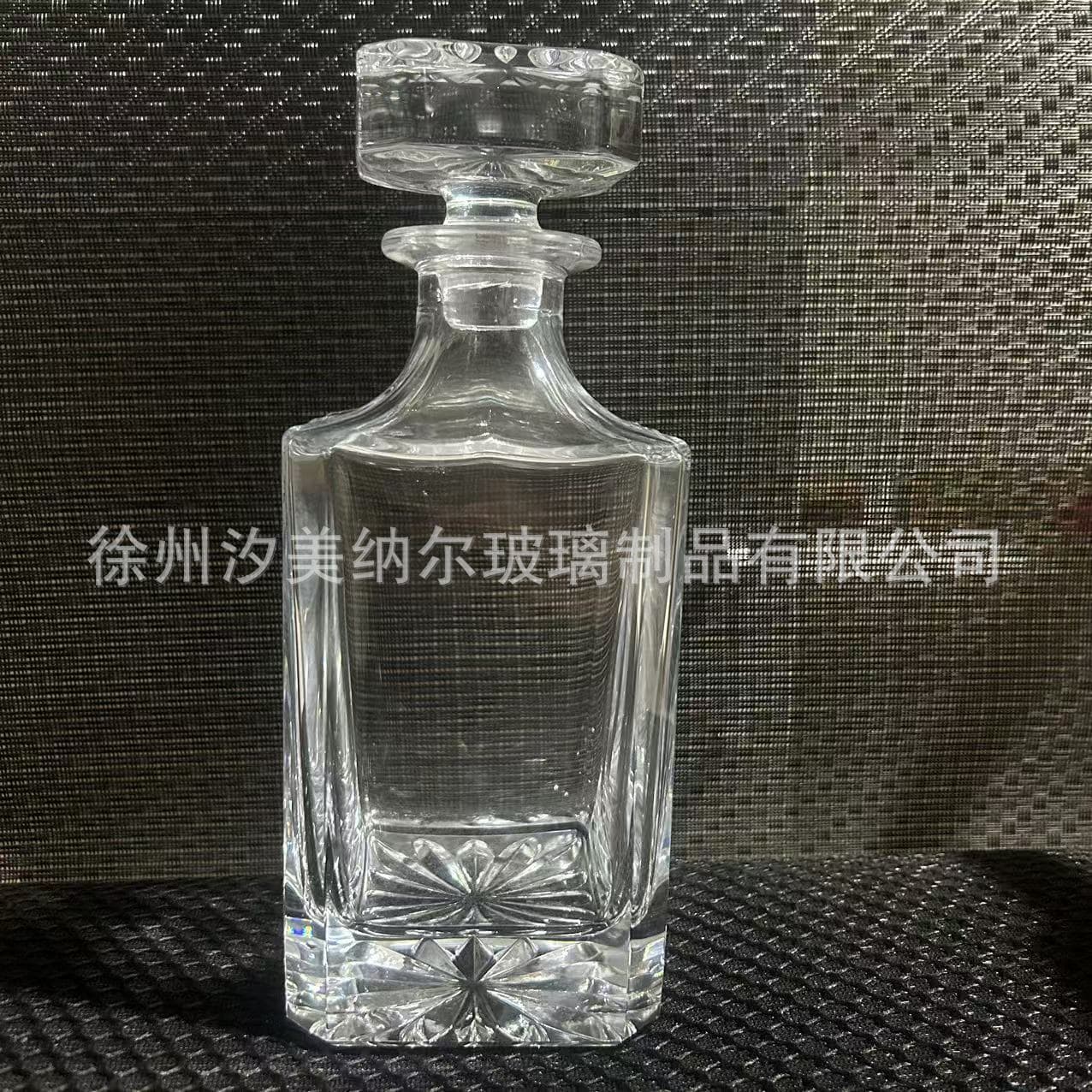 European High-end Crystal Wine Bottle Glass Dispenser, Sealed Wine Vessel, Home Bar Decanter for Whiskey