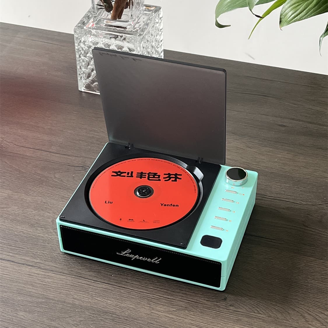 Cross-border Hot-Selling Charging Retro CD Player Screen Portable Bluetooth Speaker Album All-in-One Player Viral Gift