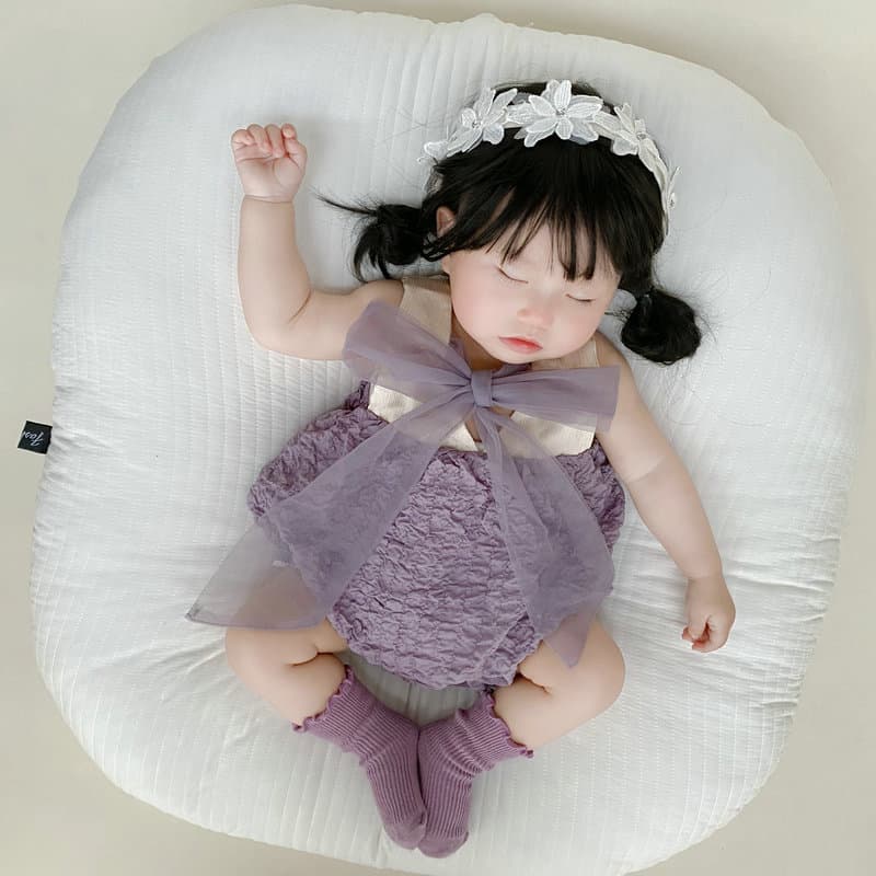 Baby clothes summer thin baby girl harem sleeveless princess fashion sling 100-day one-year-old bag fart clothing romper