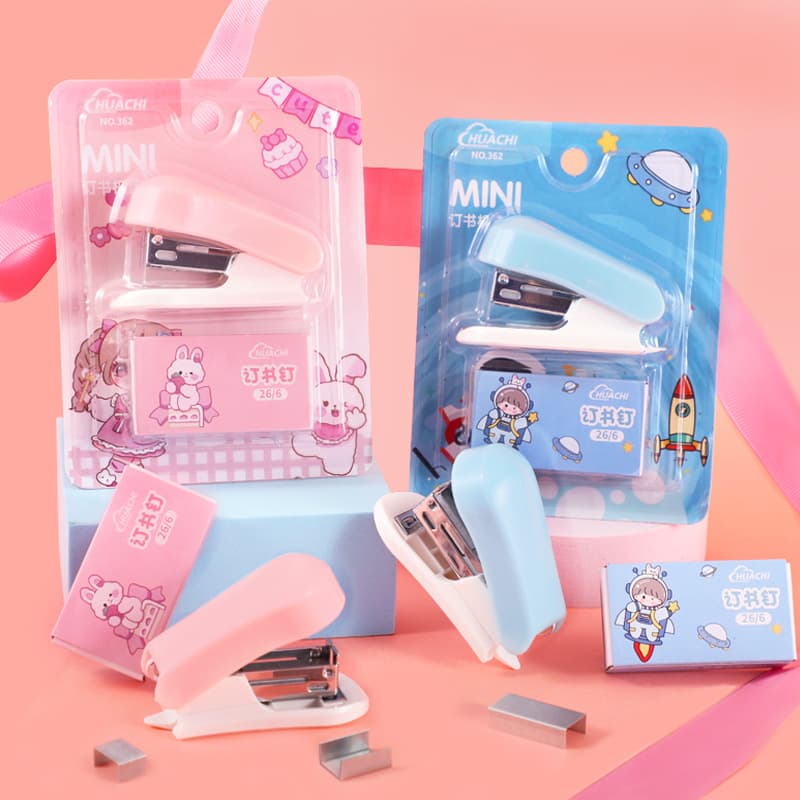 Mini Stapler Set, Small Portable Stapler with Staples for Students, Cartoon Binding Machine, Cute Stationery