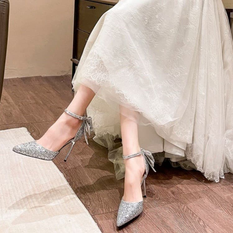 2024 Summer New Arrival Exquisite Sequined Pointed Toe Fairy Bow Heel Bridal Wedding Shoes Silver High Heels for Women