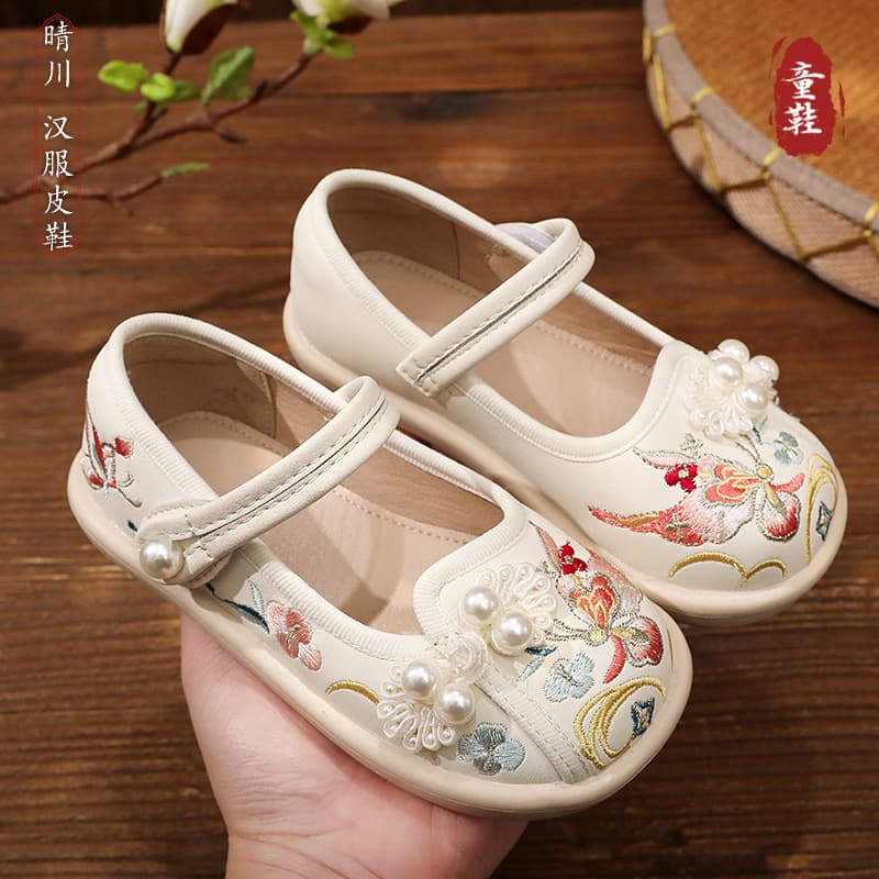New Children's Shoes Ethnic Style Traditional Embroidery Shoes Girls Hanfu Shoes Soft Sole Anti-Slip Children's Hanfu Leather Shoes Embroidered Shoes