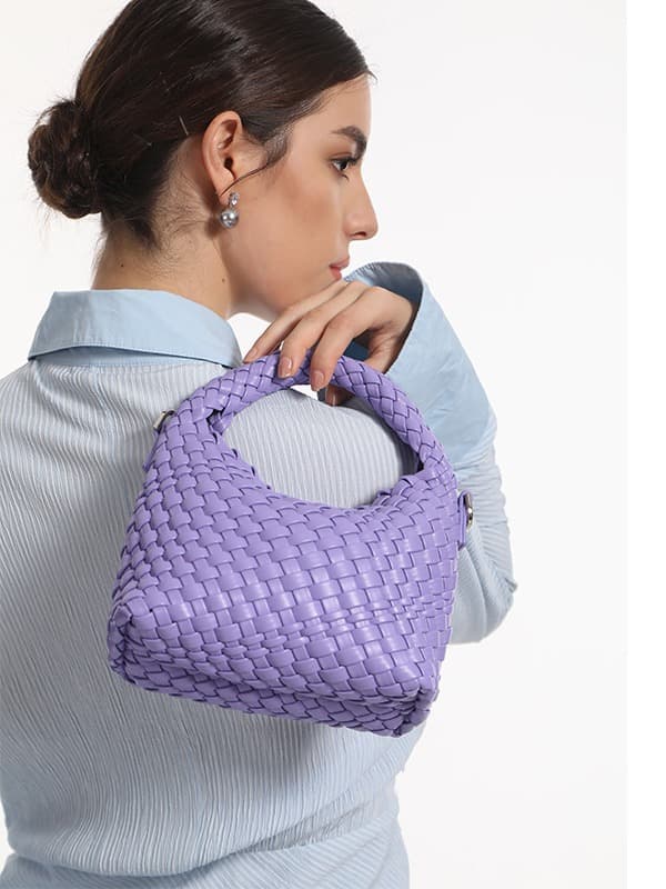 High Quality Handwoven Bucket Shape Small Size Women's Crossbody Bag with Magnetic Buckle Soft PU Leather Shoulder Bag