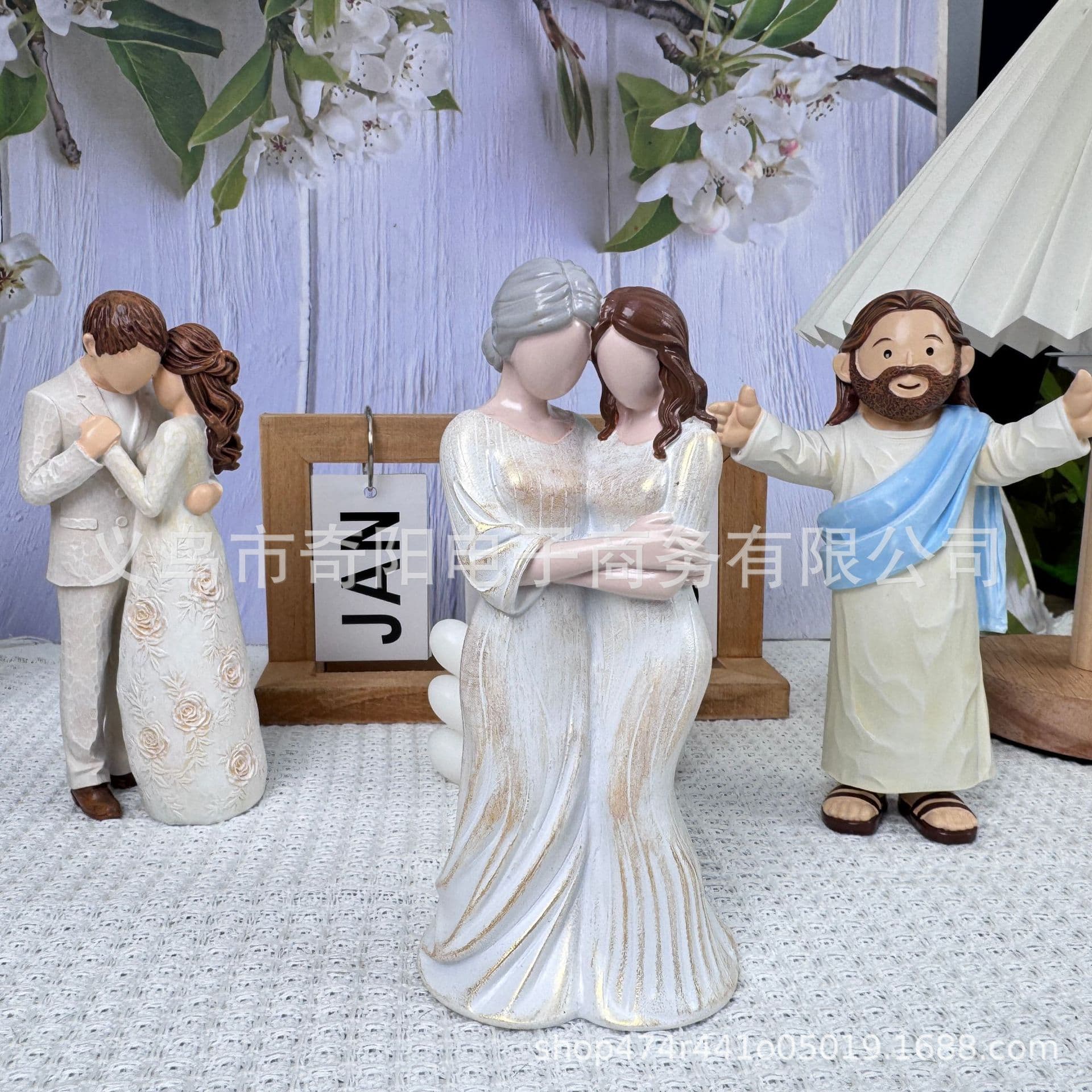 European Vintage Mother and Daughter Figurine Hand-Painted Silver Hair Mother and Daughter Birthday Gift for Elders Desktop Decoration