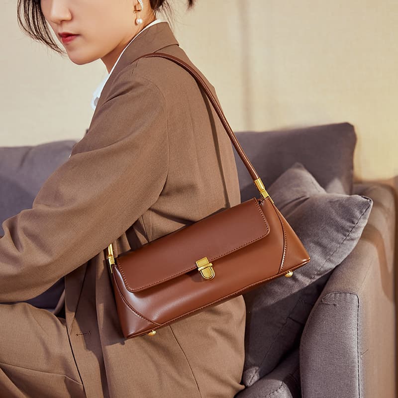 Niche French Bread Bag Women's 2022 New Style Genuine Leather Internet Celebrity Underarm Bag Summer French Single Shoulder