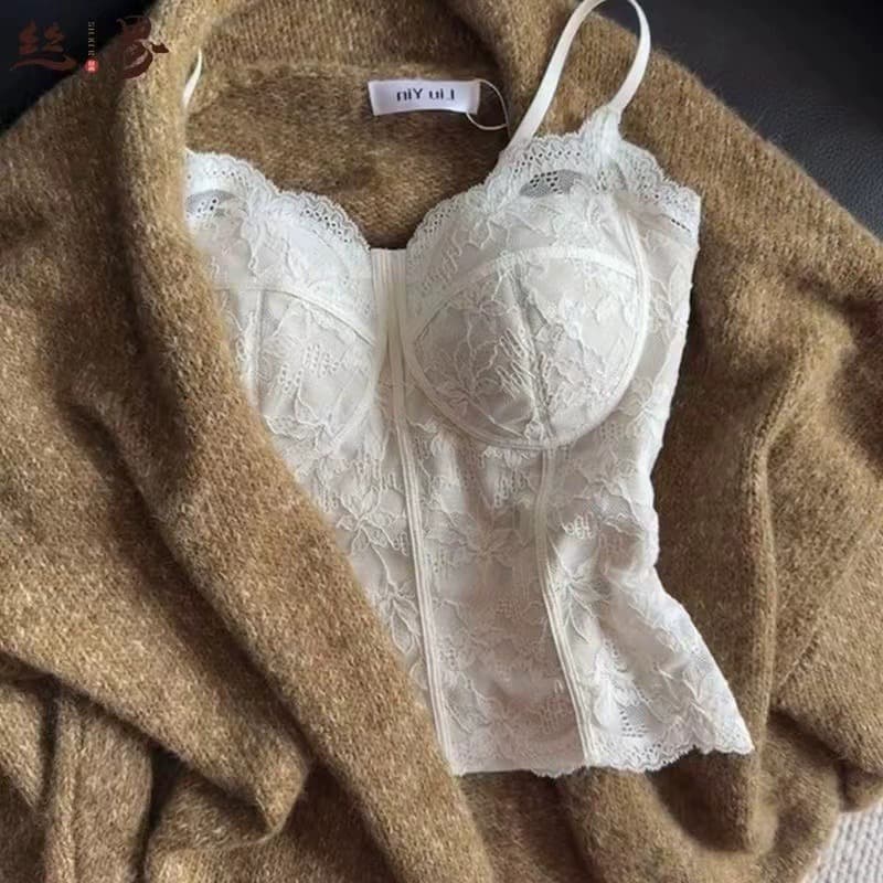 6100 Pure Desire Lace Brushed Fleece Camisole for Women with Padded Bra, Can Be Worn Outerwear or Innerwear, Autumn/Winter Fleece-Lined Top with Beautiful Back