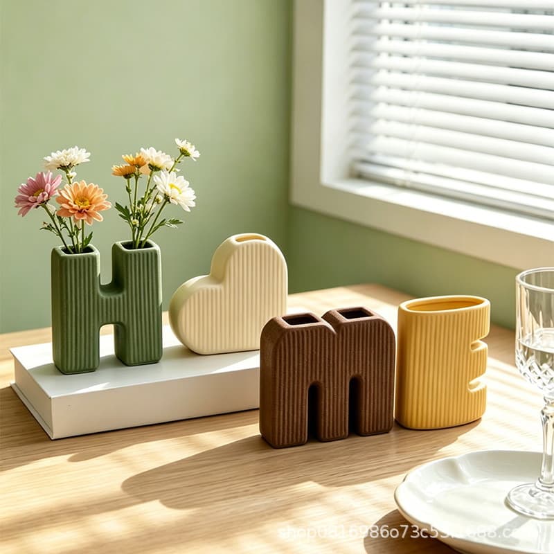Cross-Border Best-Selling Luxury-Style Home Lettered Ceramic Vase Set for Wedding Room Decoration on Amazon