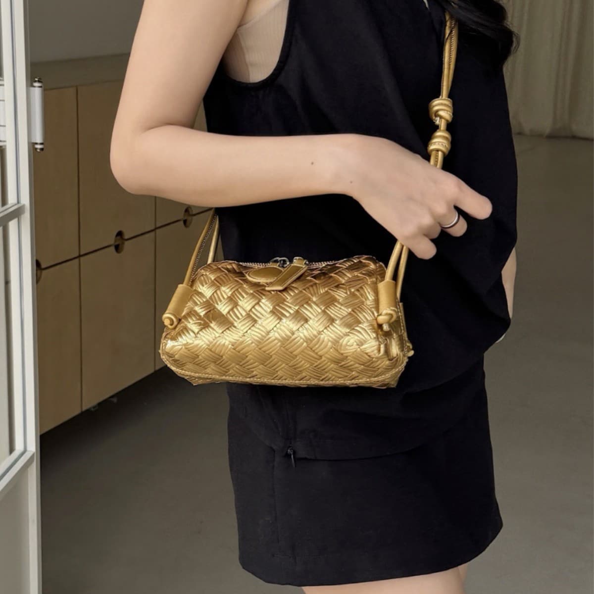 Cross-border new style first-layer cowhide woven cloud bag genuine leather Korean style women's bag fashionable shoulder handheld crossbody bag for women
