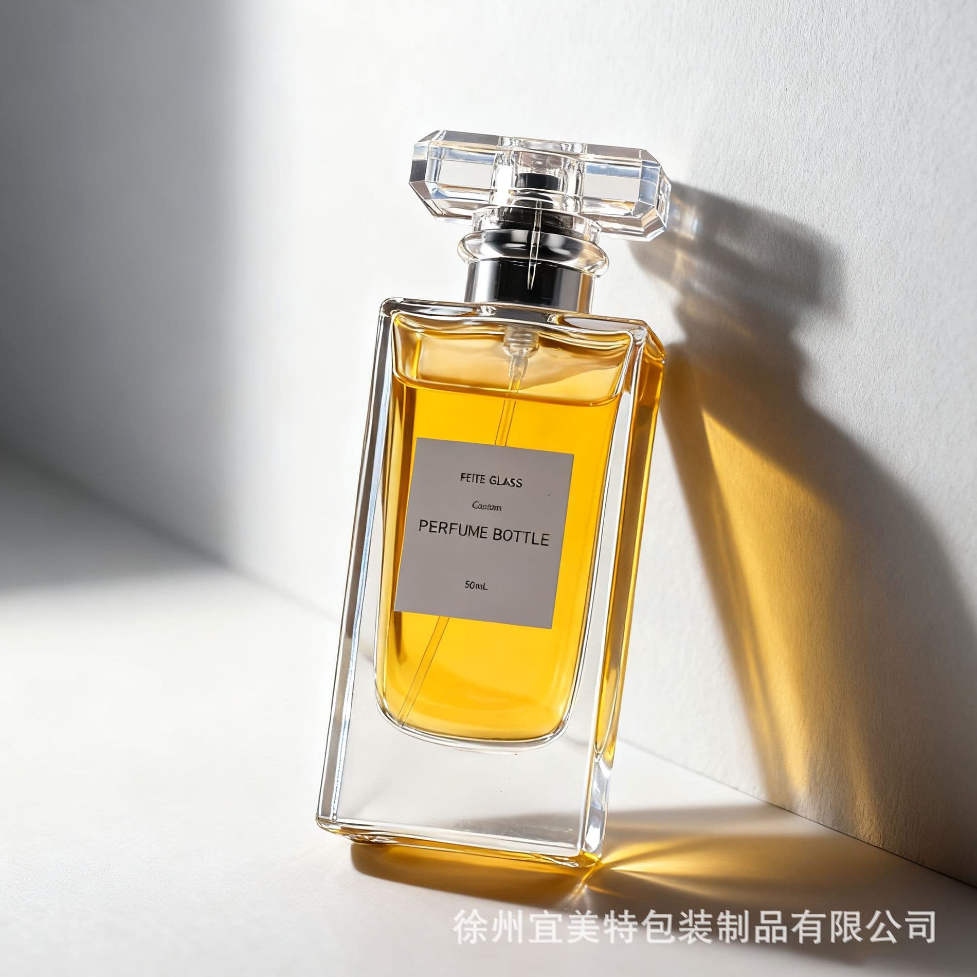 Spot transparent glass bottle 30ml 50ml flat square perfume bottle portable bayonet spray refill perfume glass bottle