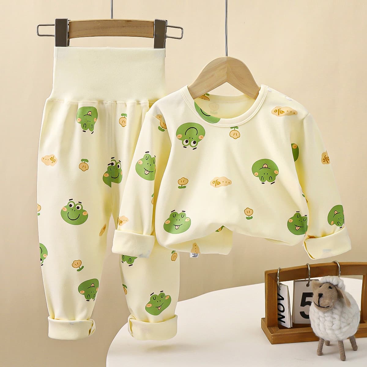 Children's pure cotton high-waisted underwear two-piece set for boys 1-5 years old, 2 baby girls, 3 autumn clothes, 4 autumn trousers, printed children's style