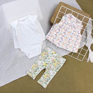 Cross-Border Baby Girl 3-Piece Set: Long Sleeve Triangle Bodysuit, Long Pants, Vest, 100% Cotton Ins Style, Cute Baby Outfit