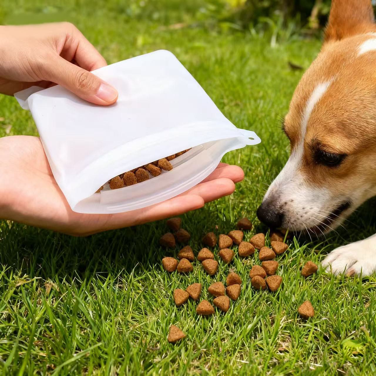 Silicone Dog Training Bag Pet Snack Waterproof Dog Walking Bag Soft Material Dog Food Package Dog Training Supplies
